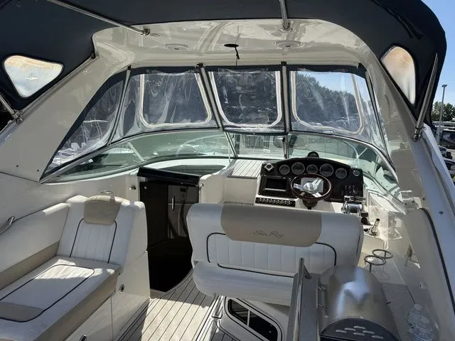 Slide: The Image of Sea Ray Sundancer 310 2010 - 6