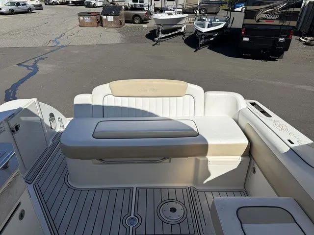 Slide: The Image of Sea Ray Sundancer 310 2010 - 9