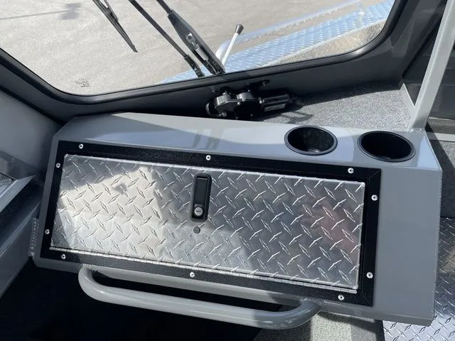 Slide: The Image of Thunder Jet 210 Luxor Limited 2025 - 31