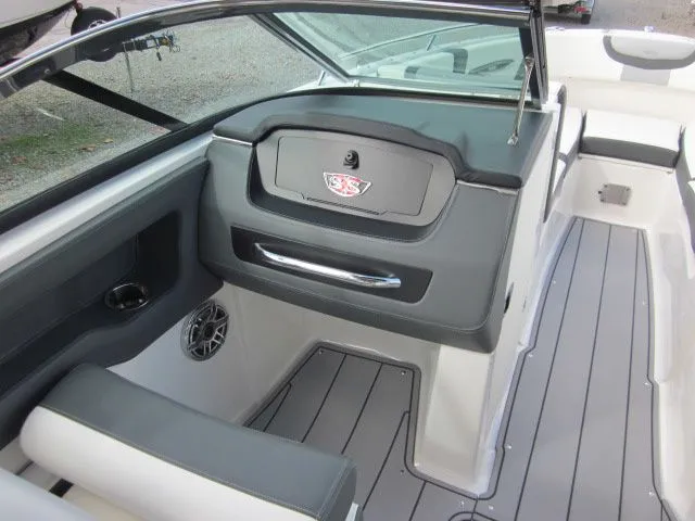 Slide: The Image of Chaparral 247 SSX 2022 - 18