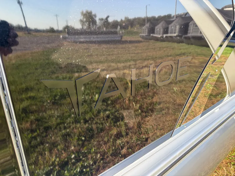 Slide: The Image of Tahoe LTZ 2385 (CRB) Cruise Rear Bench Tritoon & Honda 4-Stroke EFI 2026 - 36