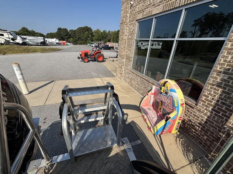 Slide: The Image of JC Neptoon 25TT Sport HTH DSL w/Mercury 350HP Engine and Marine Master Trailer 2023 - 31