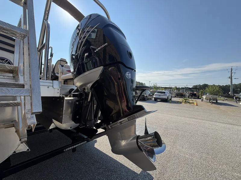 Slide: The Image of JC Neptoon 25TT Sport HTH DSL w/Mercury 350HP Engine and Marine Master Trailer 2023 - 4