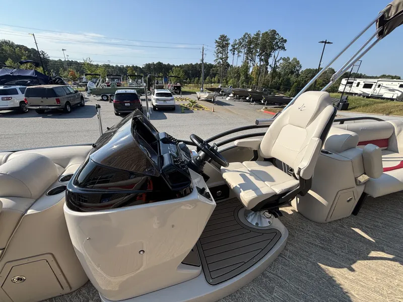 Slide: The Image of JC Manufacturing Neptoon 25TT Sport HTH DSL w/Mercury 350HP Engine and Marine Master Trailer 2023 - 15