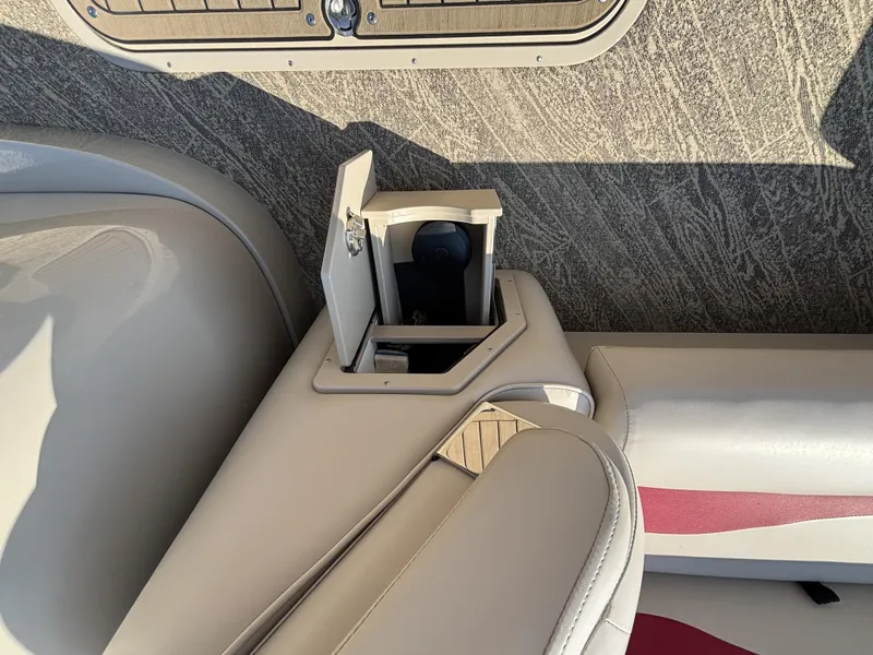 Slide: The Image of JC Manufacturing Neptoon 25TT Sport HTH DSL w/Mercury 350HP Engine and Marine Master Trailer 2023 - 23