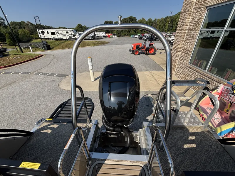 Slide: The Image of JC Manufacturing Neptoon 25TT Sport HTH DSL w/Mercury 350HP Engine and Marine Master Trailer 2023 - 28