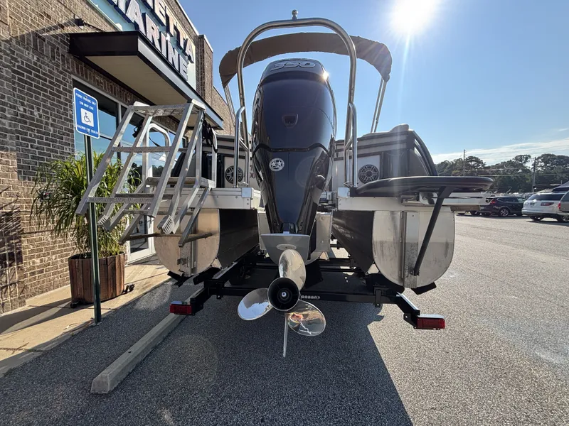 Slide: The Image of JC Manufacturing Neptoon 25TT Sport HTH DSL w/Mercury 350HP Engine and Marine Master Trailer 2023 - 3