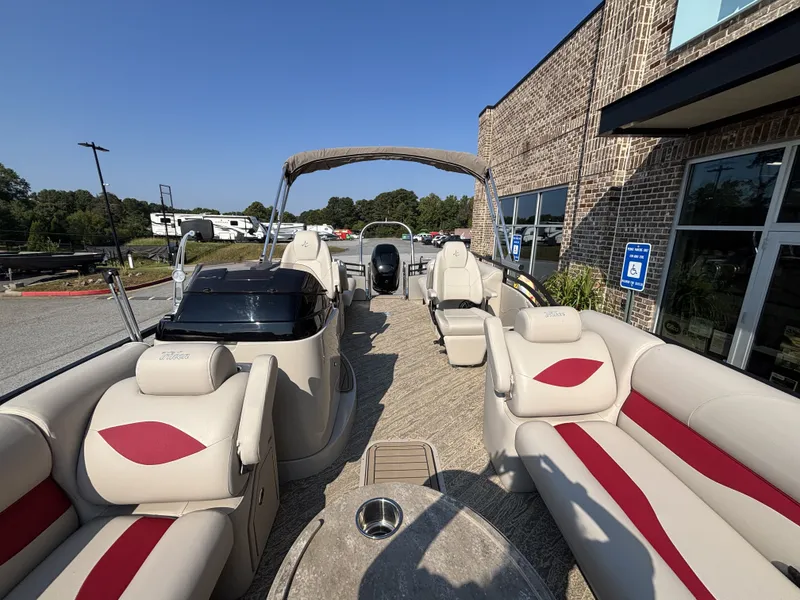 Slide: The Image of JC Manufacturing Neptoon 25TT Sport HTH DSL w/Mercury 350HP Engine and Marine Master Trailer 2023 - 44