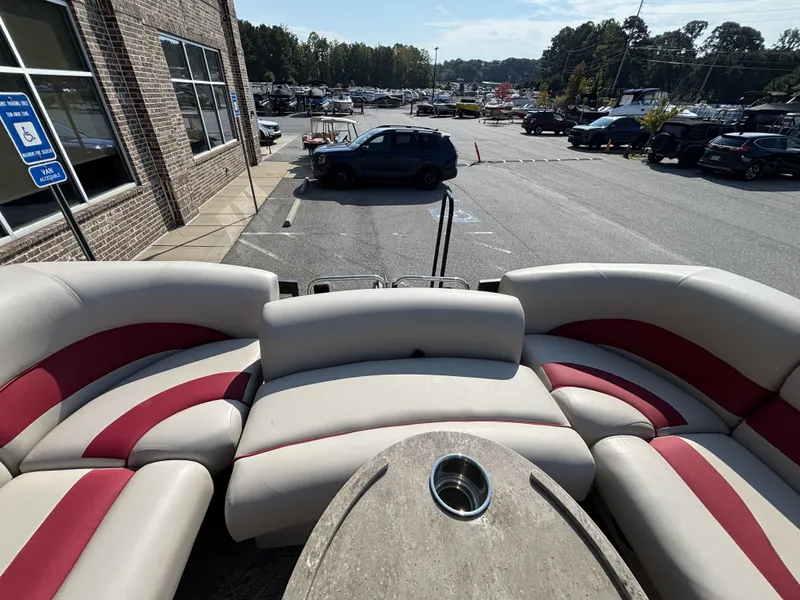 Slide: The Image of JC Manufacturing Neptoon 25TT Sport HTH DSL w/Mercury 350HP Engine and Marine Master Trailer 2023 - 49