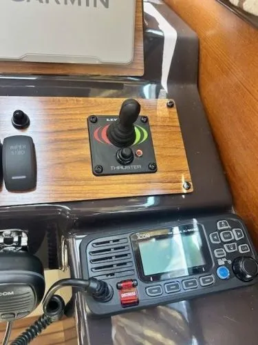 Slide: The Image of 2024 Ranger Tugs R-27 Luxury Edition - Image 14 - 14