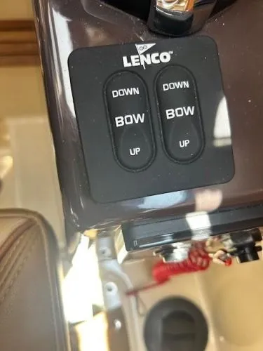 Slide: The Image of 2024 Ranger Tugs R-27 Luxury Edition - Image 15 - 15