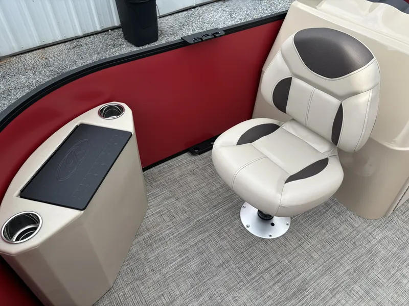 Slide: The Image of Bentley Pontoons LE 180 3 PT Fish 2026 - 3