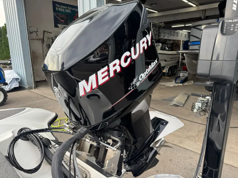 Slide: The Image of Triton 18 Explorer 2011 - 11