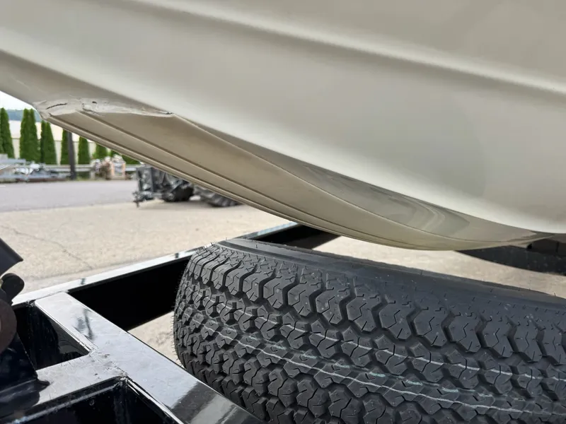 Slide: The Image of Triton 18 Explorer 2011 - 12