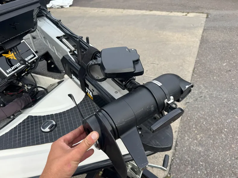 Slide: The Image of Triton 18 Explorer 2011 - 29