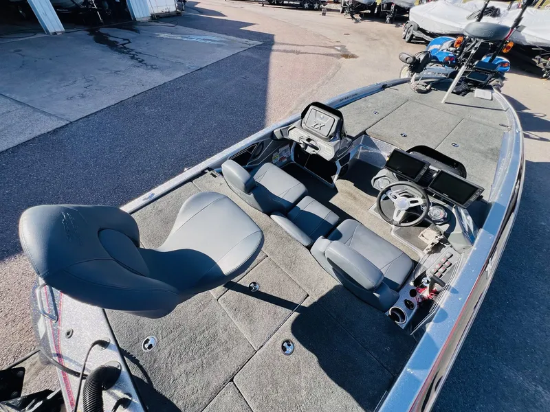 Slide: The Image of Skeeter ZX250 2016 - 19