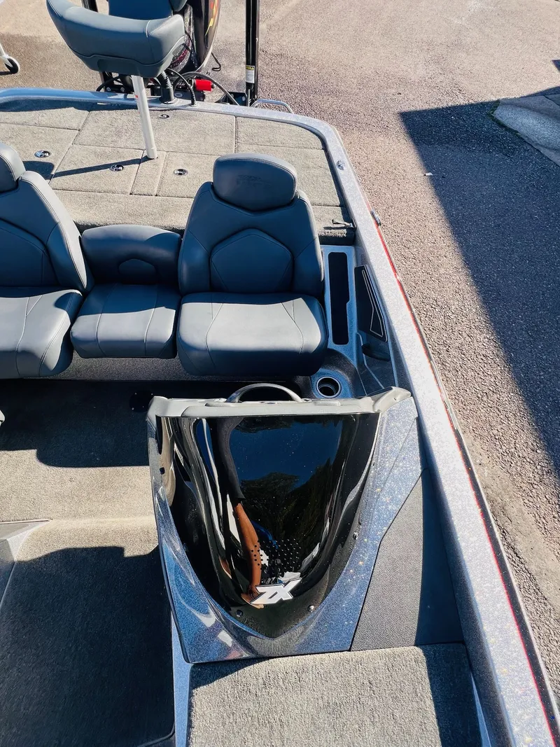 Slide: The Image of Skeeter ZX250 2016 - 24