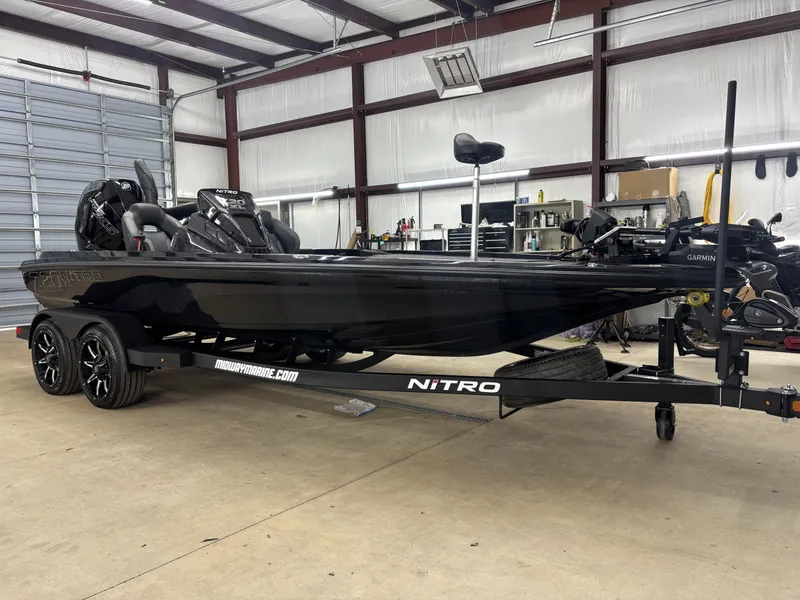 Slide: The Image of Nitro Z Series Z20 XL Pro 2026 - 12