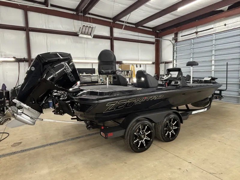 Slide: The Image of Nitro Z Series Z20 XL Pro 2026 - 3