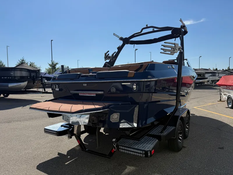 Slide: The Image of Malibu Wakesetter 22 LSV 2023 - 6