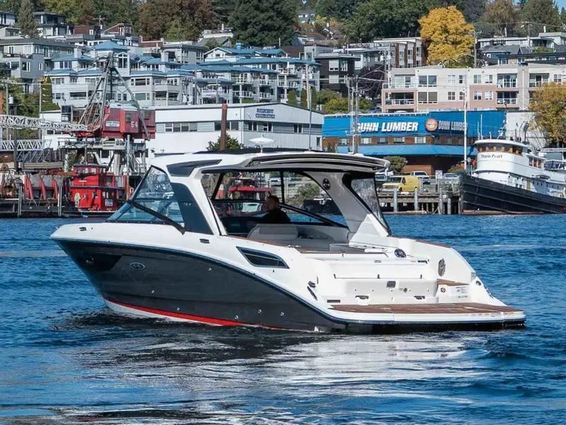 Slide: The Image of Sea Ray SLX 350 2021 - 8