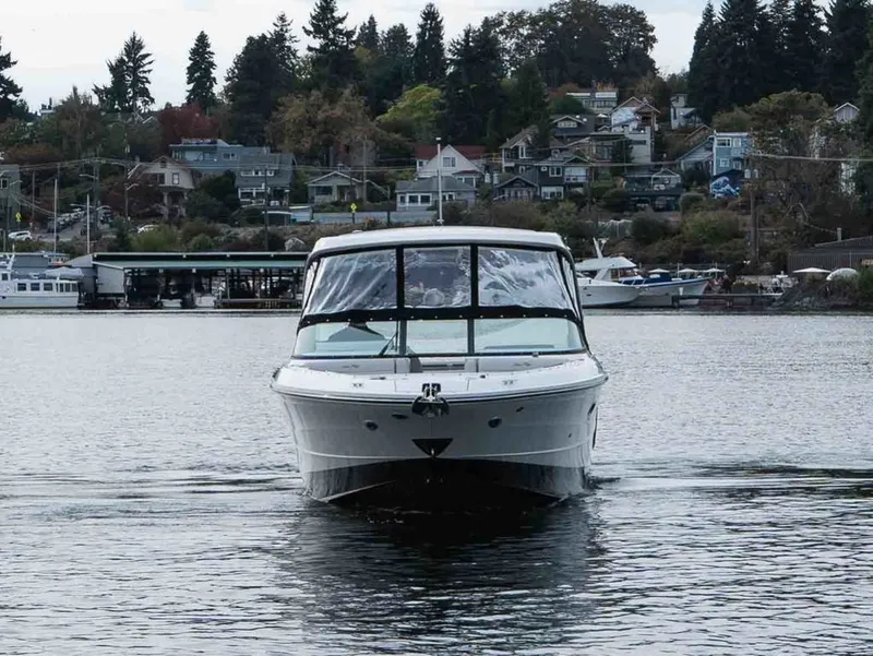 Slide: The Image of Sea Ray SLX 310 2026 - 4