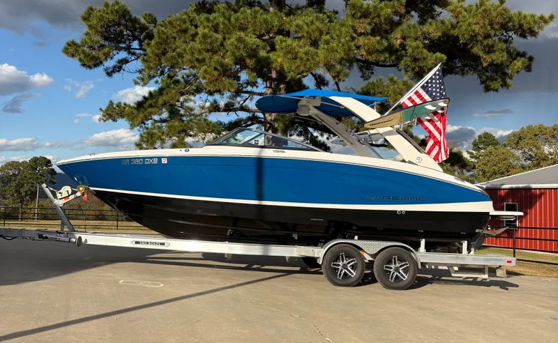 Slide: The Image of Regal LS6 Surf 2021 - 17