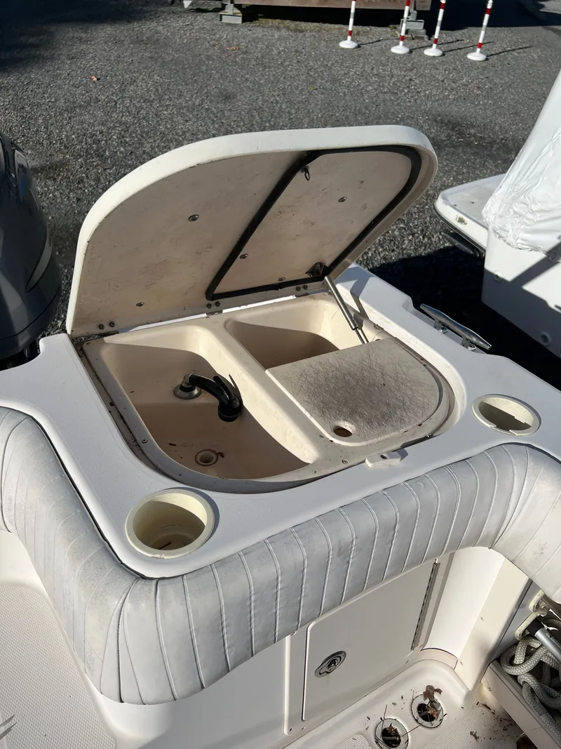 Slide: The Image of Grady White 282 - 15