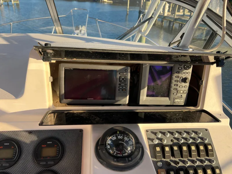 Slide: The Image of Grady White 282 - 20