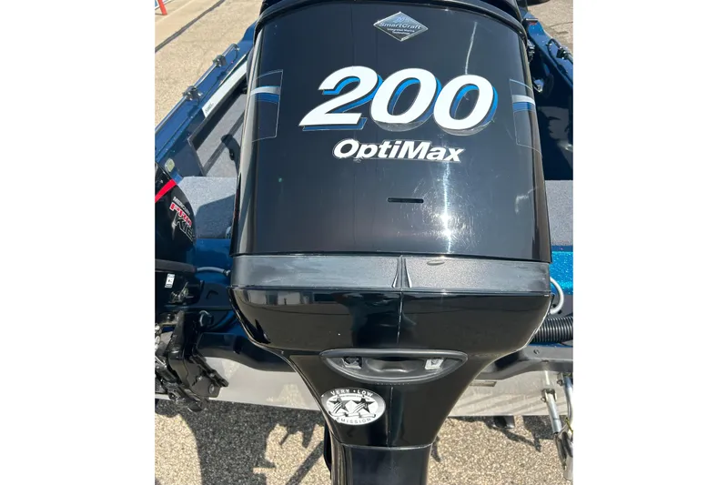 Slide: The Image of 2005 Skeeter WX1880 DC boat with Mercury OptiMax 200 engine. - 4