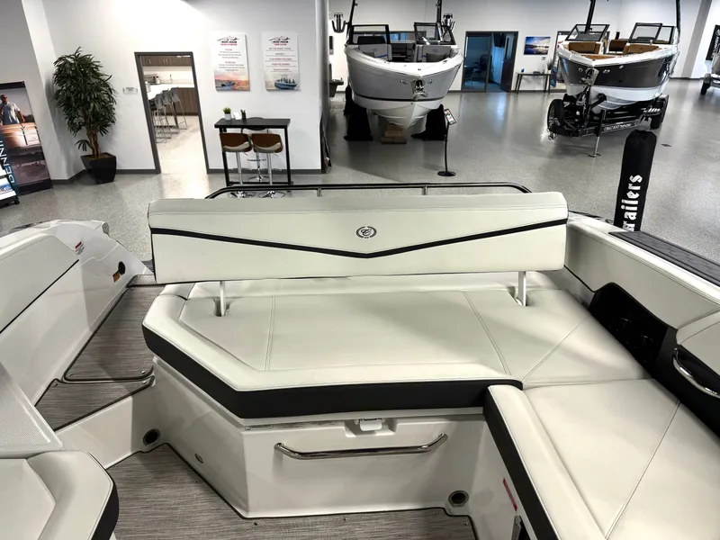 Slide: The Image of Cobalt R6 Surf 2026 - 5