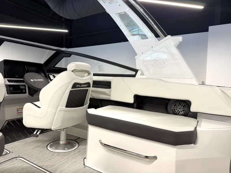 Slide: The Image of Cobalt R6 Surf 2026 - 7