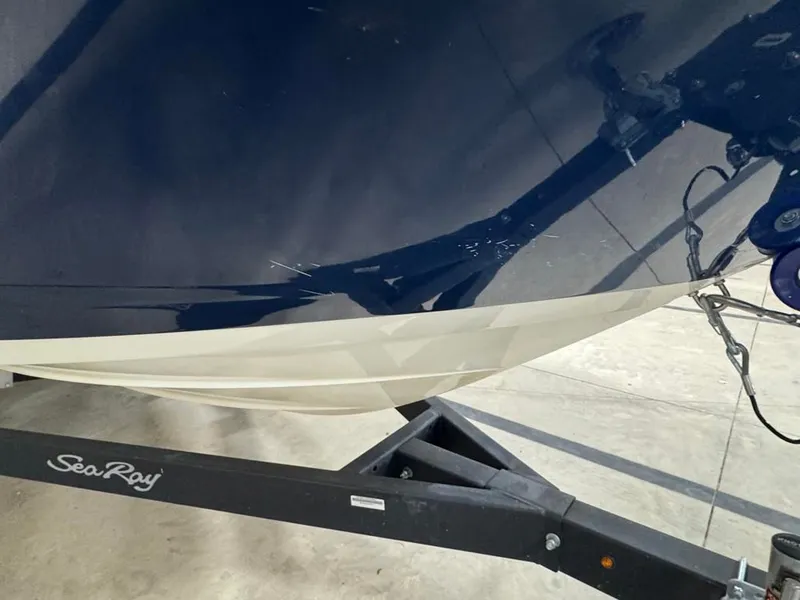 Slide: The Image of Sea Ray SPX 190 Outboard 2023 - 14