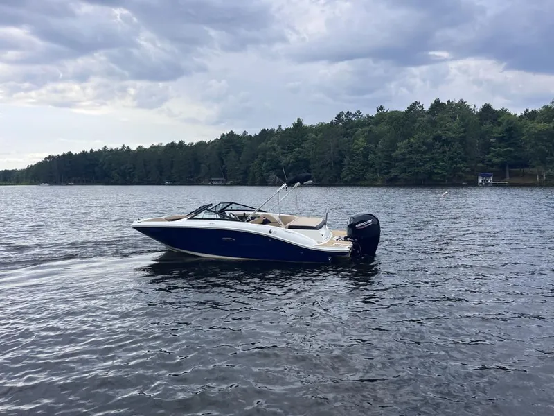 Slide: The Image of Sea Ray SPX 190 Outboard 2023 - 5