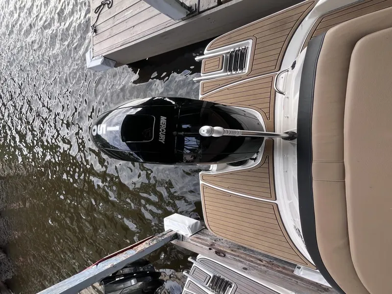 Slide: The Image of Sea Ray SPX 190 Outboard 2023 - 52