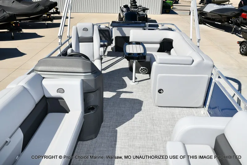 Slide: The Image of Sun Tracker Sportfish 22 DLX w/150 2026 - 20