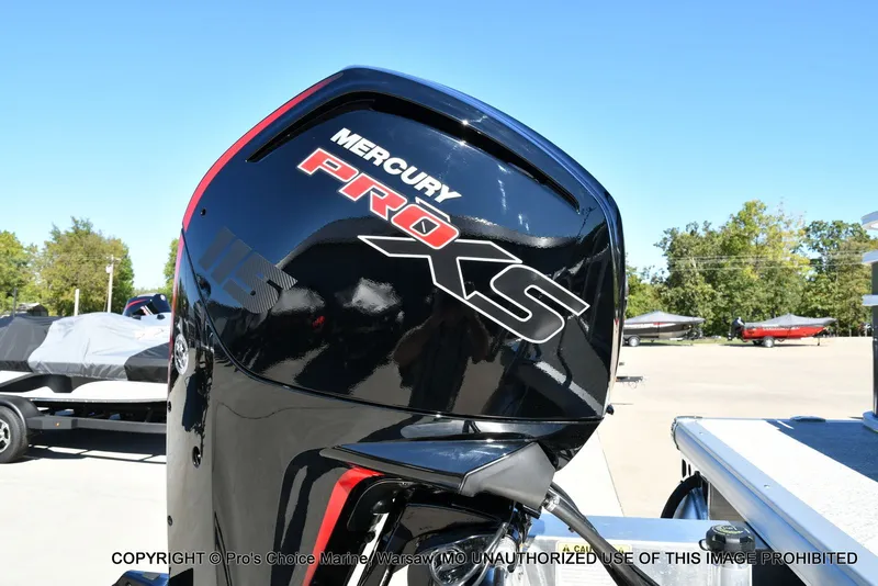 Slide: The Image of Sun Tracker Fishin' Barge 22 DLX w/115HP Pro-XS 4 Stroke 2026 - 17