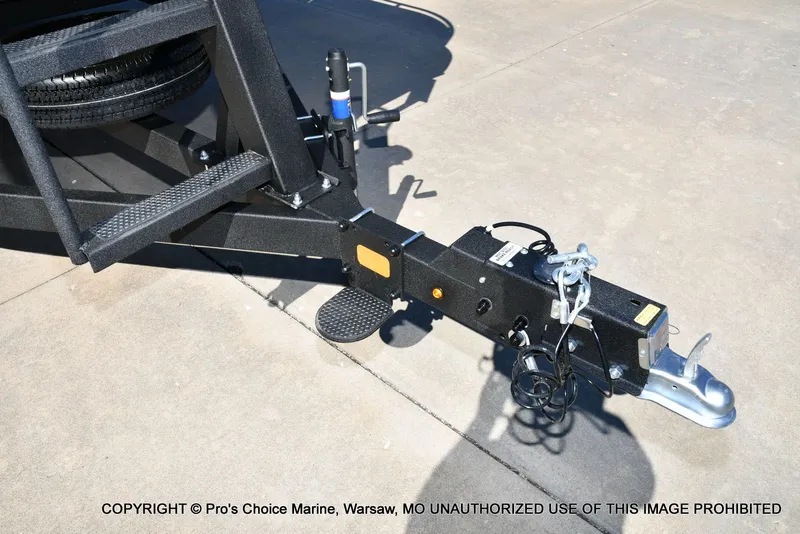 Slide: The Image of Sun Tracker Fishin' Barge 22 DLX w/115HP Pro-XS 4 Stroke 2026 - 20