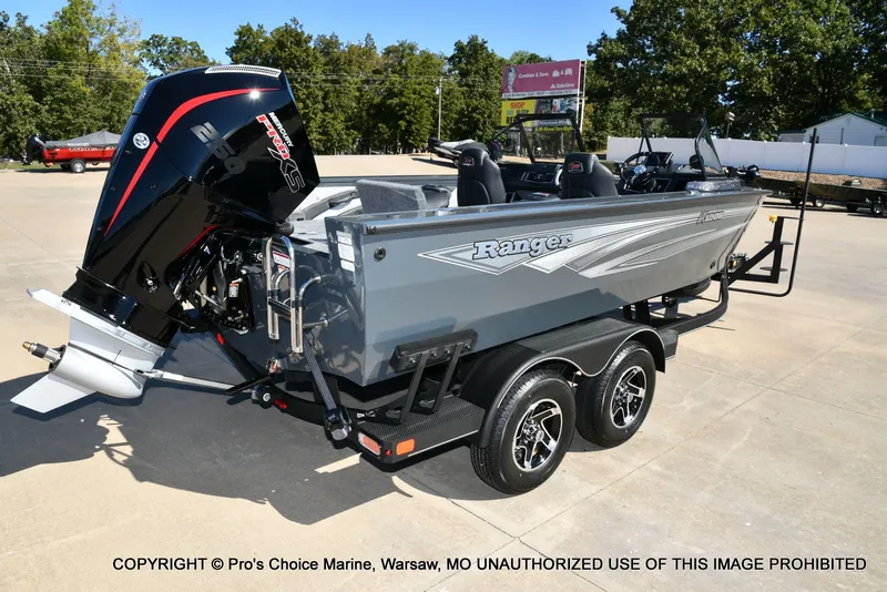 Slide: The Image of Ranger VX1988 WT w/250HP Mercury Pro-XS 2026 - 16