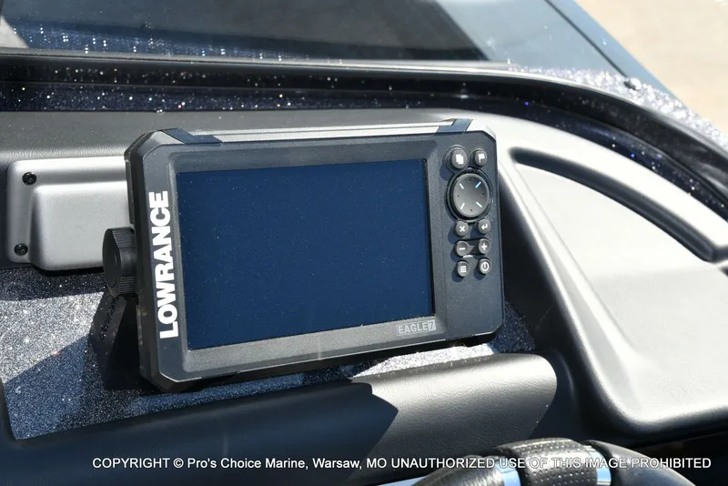 Slide: The Image of Ranger VX1988 WT w/250HP Mercury Pro-XS 2026 - 34