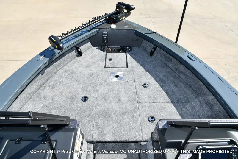 Slide: The Image of Ranger VX1988 WT w/250HP Mercury Pro-XS 2026 - 46