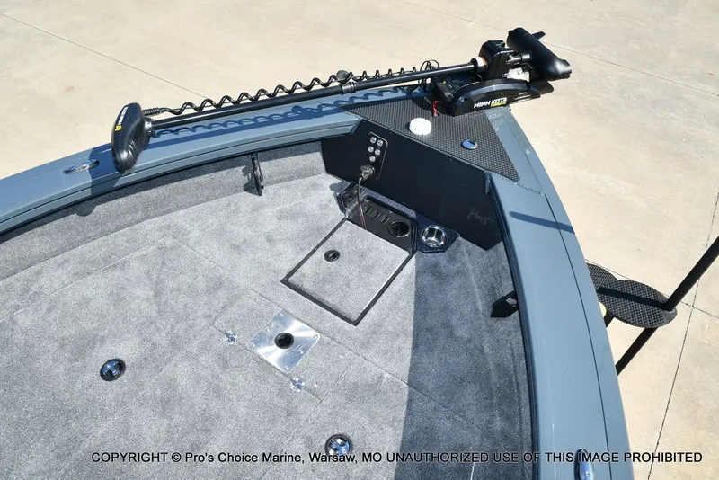 Slide: The Image of Ranger VX1988 WT w/250HP Mercury Pro-XS 2026 - 55