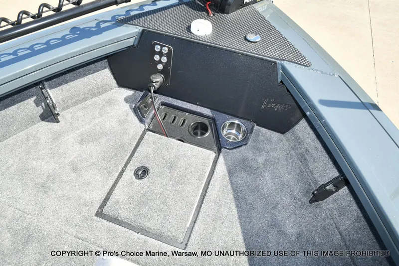 Slide: The Image of Ranger VX1988 WT w/250HP Mercury Pro-XS 2026 - 56