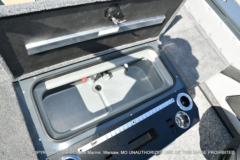 Slide: The Image of Ranger VX1988 WT w/250HP Mercury Pro-XS 2026 - 80