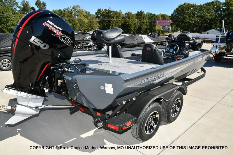 Slide: The Image of Ranger RT198P Cup Garmin Livescope Equipped 2026 - 21