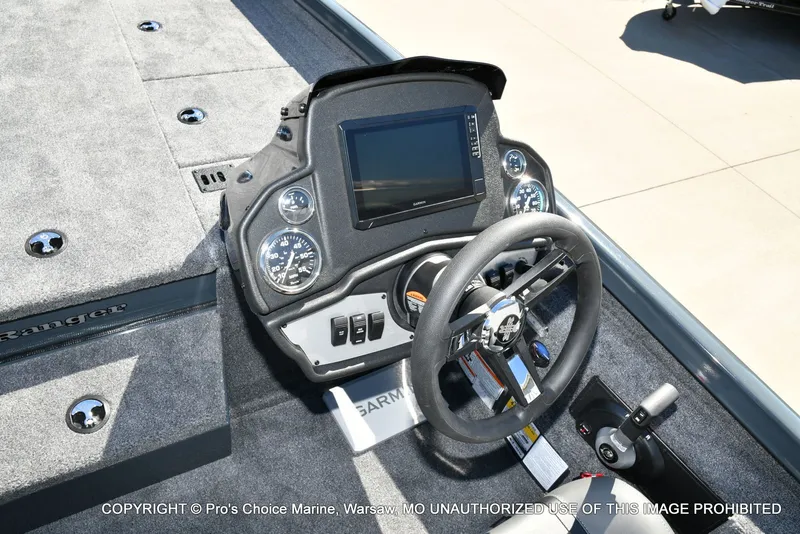 Slide: The Image of Ranger RT198P Cup Garmin Livescope Equipped 2026 - 44