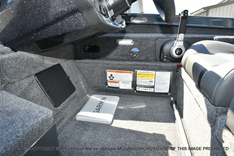 Slide: The Image of Ranger RT198P Cup Garmin Livescope Equipped 2026 - 46