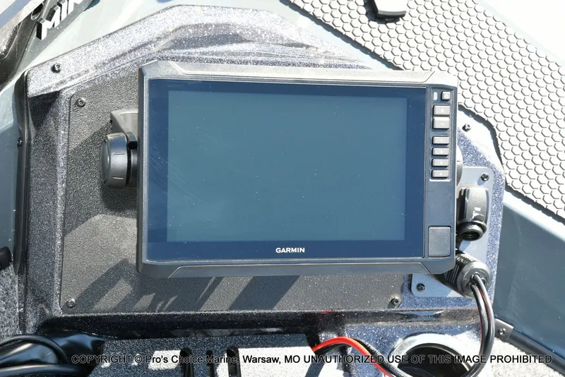 Slide: The Image of Ranger RT198P Cup Garmin Livescope Equipped 2026 - 50