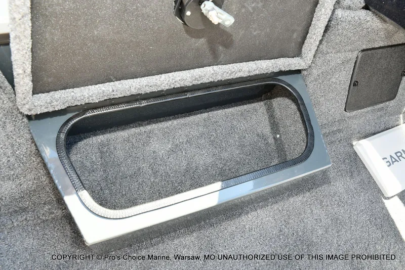 Slide: The Image of Ranger RT198P Cup Garmin Livescope Equipped 2026 - 55