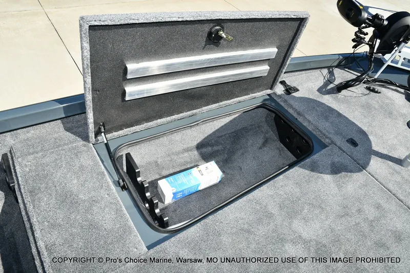 Slide: The Image of Ranger RT198P Cup Garmin Livescope Equipped 2026 - 58